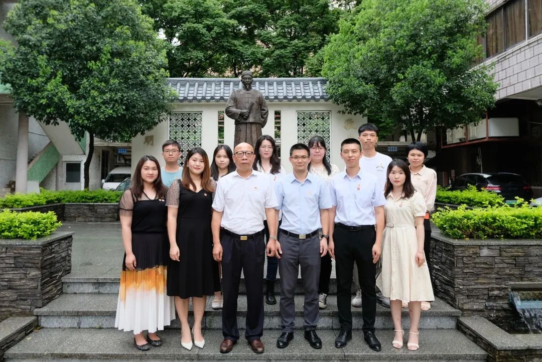 促交流 共生长——广药集团团委携6008集团官方网站团委赴敬修堂开展团务交流学习